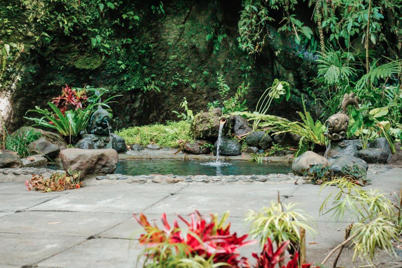 Sacred Valley By Pramana Villas Tegallalang  Buitenkant foto